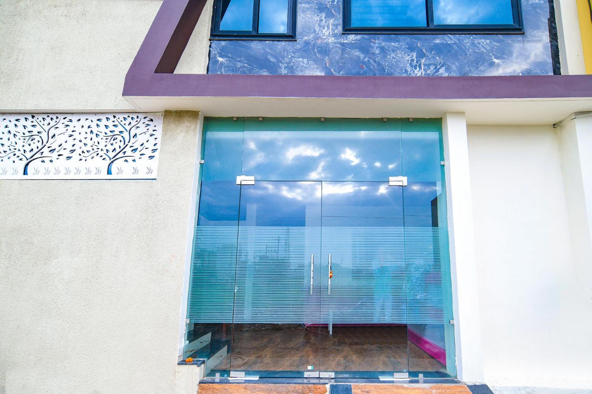 Fabhotel Dream Paradise Indore Exterior photo
